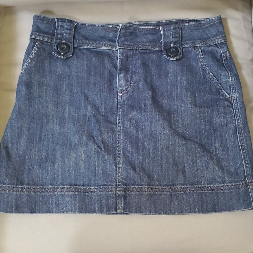 Size 4 dark demin Elle Skirt
